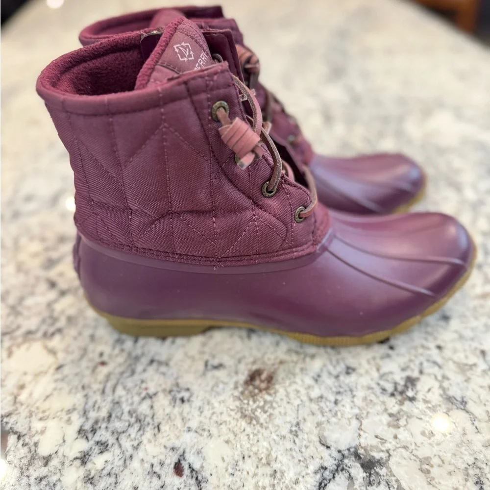 Sperry Waterproof Duck Boots Burgundy Size 10